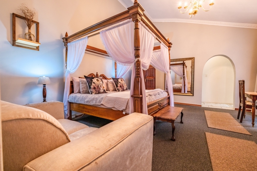 8 Bedroom Property for Sale in Parys Free State
